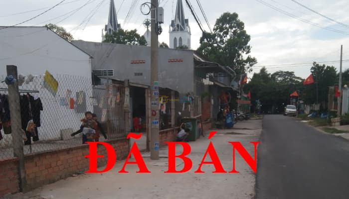 ban-dat-day-tro-15x42m-sat-nha-tho-tan-thong-hoi-cu-chi