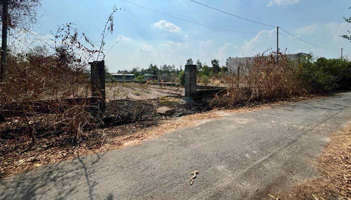 dat-mt-nhua-13x39m-co-300m-tho-qhkdc-xa-trung-lap-thuong